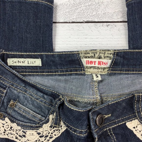 Hot Kiss Skinny Lily, White Lace Details, Size 5 - Picture 9 of 13